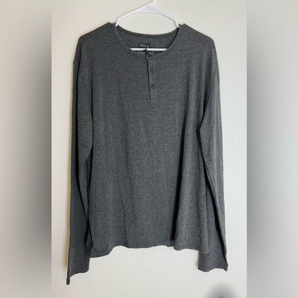 Two Blind Brothers Charcoal Gray Henley Size L NWT Long Sleeve‎ Soft - Picture 1 of 9